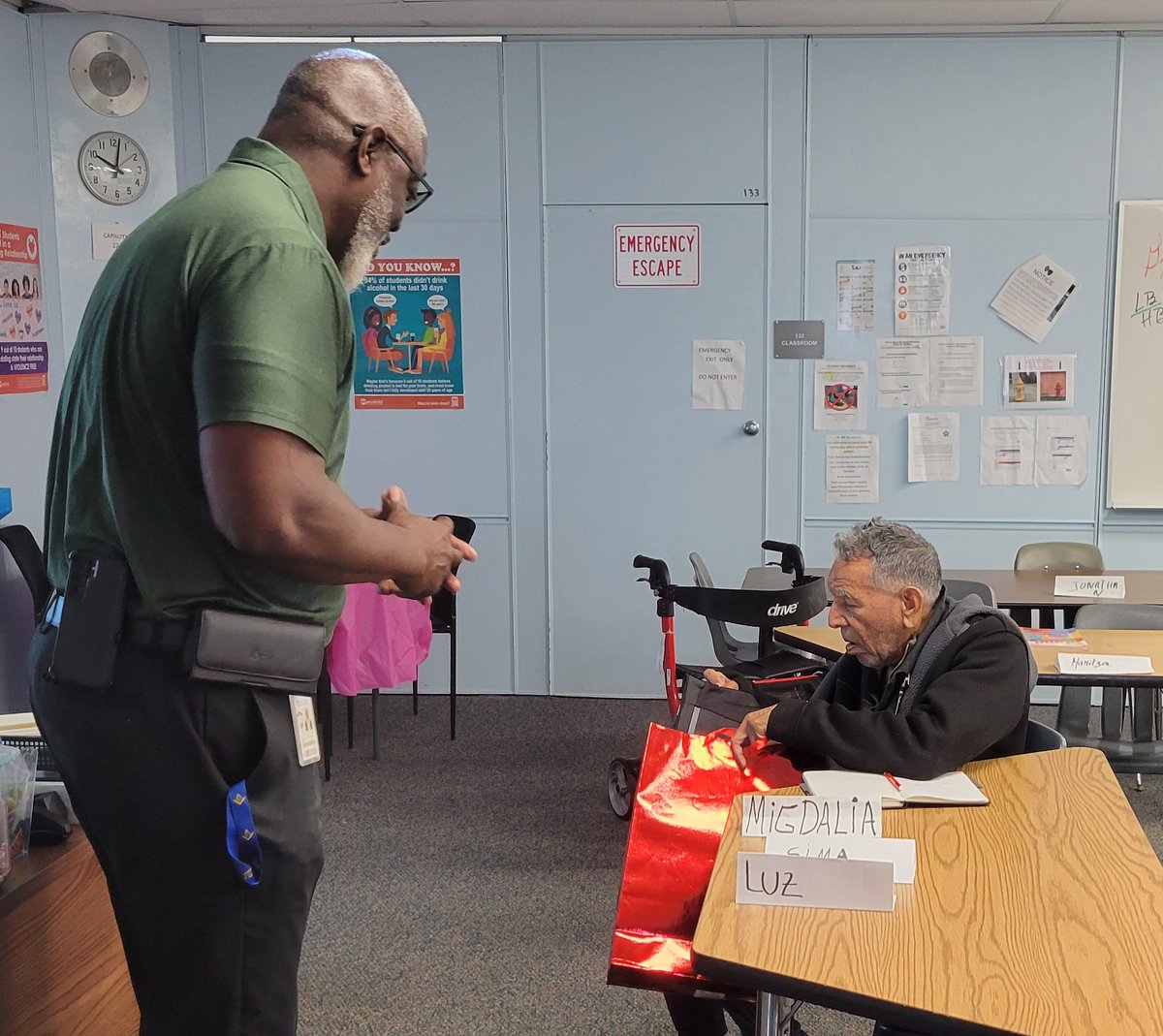Broward Comm Schools (@browardcs) on Twitter photo Community School South AP, Mr. Johnson, presented Juan Fonseca, a 92 year old ESOL student a gift for passing his ESOL level 1 test. Mr. Fonseca was very happy to receive a gift and looks forward to learning even more English! #gettherefl <a href="/aceeducational/">ACE Educational</a> <a href="/HenmackIII/">Henry Mack III</a> Community School South AP, Mr. Johnson, presented Juan Fonseca, a 92 year old ESOL student a gift for passing his ESOL level 1 test. Mr. Fonseca was very happy to receive a gift and looks forward to learning even more English! #gettherefl <a href="/aceeducational/">ACE Educational</a> <a href="/HenmackIII/">Henry Mack III</a>