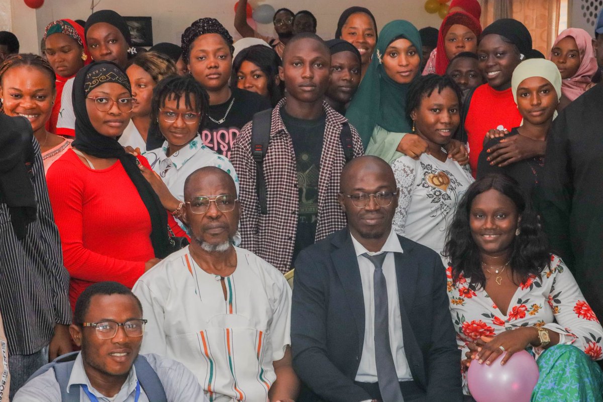Isocguinee's tweet photo. Inauguration réussie !
Le Chapitre Guinéen de l’Internet Society ouvre son Laboratoire de Développement de l’Internet à Conakry.
45 postes équipés, matériels de réseautique, sessions pratiques.

Objectif : former, innover, connecter la Guinée au futur numérique.
À suivre... https://t.co/Qb8E6nHzZY