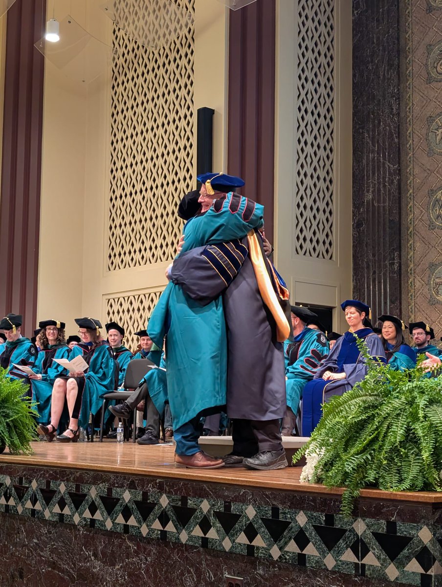 Jhan C. Salazar (@jhancsalazar) on Twitter photo I’m beyond proud to share that I’ve officially earned my Ph.D. and served as Student Marshal for the School of Medicine at WashU! Grateful to my advisor, <a href="/JLosos/">Jonathan B. Losos</a>, my committee, and everyone who supported me. And now, on to the next chapter! I’m beyond proud to share that I’ve officially earned my Ph.D. and served as Student Marshal for the School of Medicine at WashU! Grateful to my advisor, <a href="/JLosos/">Jonathan B. Losos</a>, my committee, and everyone who supported me. And now, on to the next chapter!