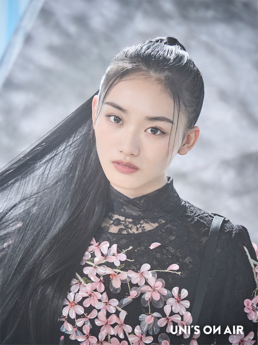 🌸楽曲衣装「何歳の頃に戻りたいのか？」 vol.1🌸 憂いを帯びた表情に