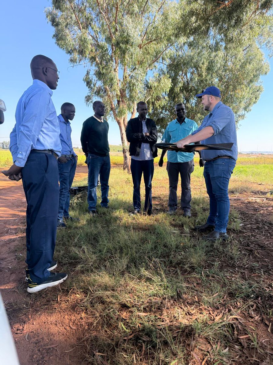FAO in South Sudan (@faosouthsudan) on Twitter photo Exciting times for agriculture in #SouthSudan!
<a href="/FAO/">Food and Agriculture Organization</a> supports <a href="/mafs_ss/">Ministry of Agric and Food Security - South Sudan</a> & Min of #Livestock and Fisheries in drone training.
With advanced sensors & imaging, this technology is transforming farming, helping to monitor crop health, optimise fields, & boost productivity π Exciting times for agriculture in #SouthSudan!
<a href="/FAO/">Food and Agriculture Organization</a> supports <a href="/mafs_ss/">Ministry of Agric and Food Security - South Sudan</a> & Min of #Livestock and Fisheries in drone training.
With advanced sensors & imaging, this technology is transforming farming, helping to monitor crop health, optimise fields, & boost productivity π