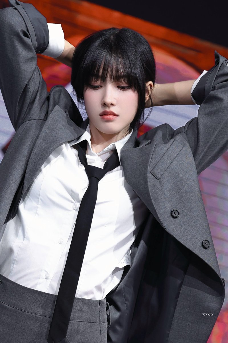 250507

아 미쳤다

#스테이씨 #STAYC #윤 #Yoon #자윤 #심자윤 #ユン