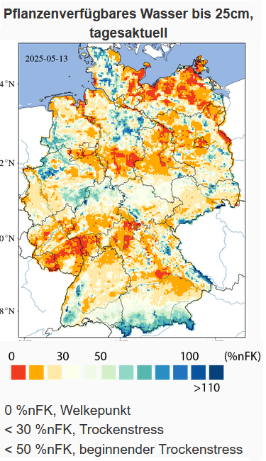 SHomburg's tweet photo. Links: Laut Helmholtz „Dürremonitor” welken die Pflanzen in meiner Region. Schaue ich aus dem Fenster, sehe ich davon nichts.

Rechts: Beim WEF erfährt man den Grund für die Diskrepanz: Sie schüren jetzt Angst vor Wasserknappheit, um Geschäfte zu machen.

Hintergrund: Die PsyOp „Die Erde verbrennt!” kam ins Stocken, weil die Eismassen der Antarktis zunehmen. Todesseuchen laufen auch nicht mehr so gut. Daher ist nun Dürre angesagt.

Nach den extrem regenreichen Jahren 2023 und 2024 hatten wir eine Weile Ruhe vor der Dürrepanik. Jetzt geht es wieder los. Immerhin hat Helmholtz seine computermodellierte „Tiefendürre”, über die wir 2023 so gelacht haben, aus dem Programm genommen. Die Manipulationstechniken werden fortlaufend verfeinert.

Link: https://t.co/uo0ERLrDZ2