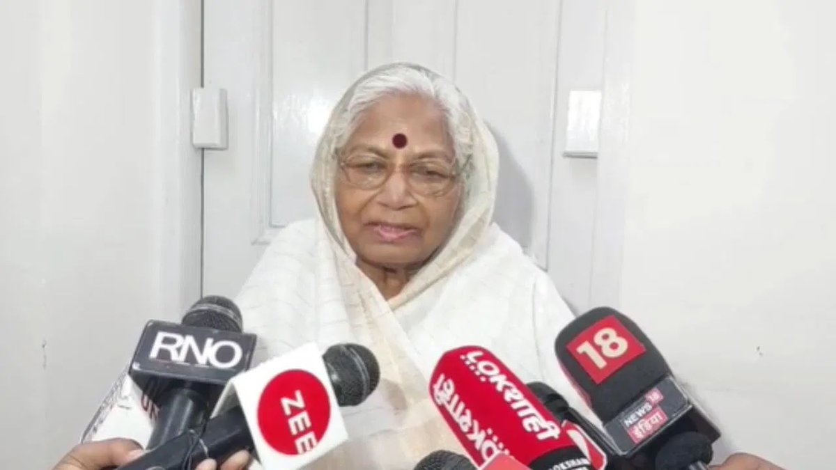 या मातेला माझा लाख लाख सलाम. सर्व निवडणुका बॅलेट पेपरवर व्हाव्या ही सामान्य नागरिकांची मागणी.