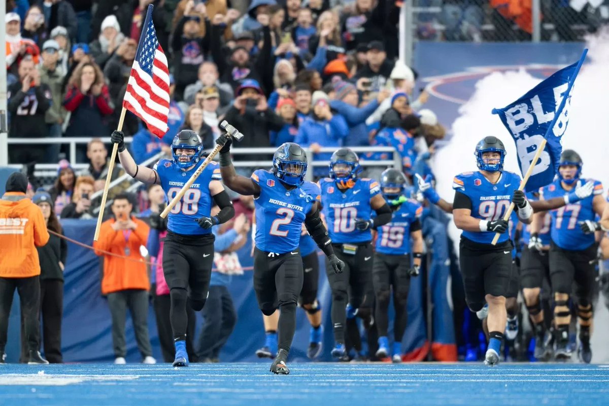 Rickey Giles (@rickeygiles13) on Twitter photo #AGTG🙏🏾 blessed and honored to receive an offer from Boise state University <a href="/BroncoSportsFB/">Boise State Football</a> <a href="/BillyEmbody/">Billy Embody</a> <a href="/Rivals/">Rivals</a> <a href="/MikeRoach247/">Mike Roach</a> <a href="/GPowersScout/">Greg Powers 🏟️</a> <a href="/coach_traylor/">Coach Traylor</a> <a href="/SOCGoldenBearFB/">SOC Football</a> #AGTG🙏🏾 blessed and honored to receive an offer from Boise state University <a href="/BroncoSportsFB/">Boise State Football</a> <a href="/BillyEmbody/">Billy Embody</a> <a href="/Rivals/">Rivals</a> <a href="/MikeRoach247/">Mike Roach</a> <a href="/GPowersScout/">Greg Powers 🏟️</a> <a href="/coach_traylor/">Coach Traylor</a> <a href="/SOCGoldenBearFB/">SOC Football</a>