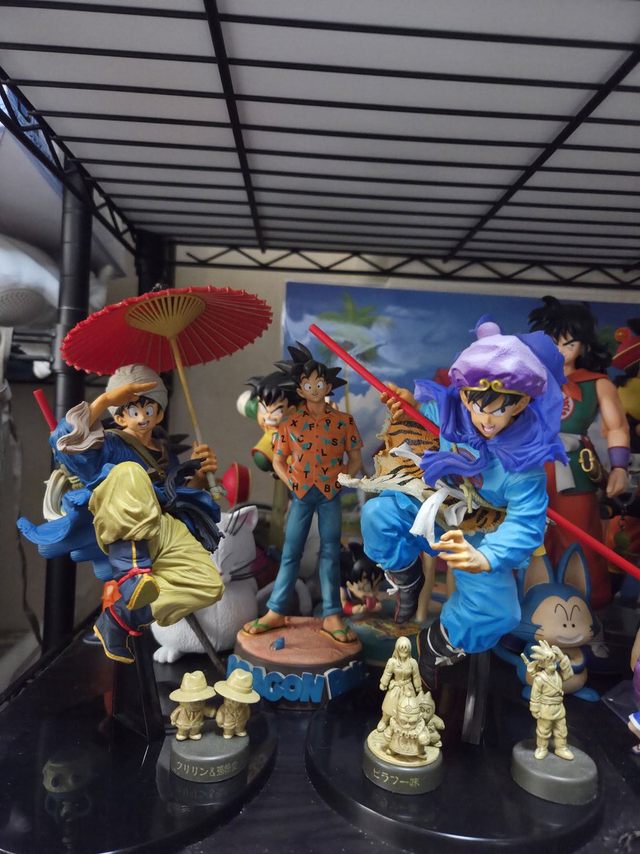 フィギュア探しの旅で久しぶりにお迎えです🚗³₃

ブルマバイク🏍を手放して、この2体お迎えしました☺️👏🏻
プライズなのにクオリティ高すぎて周りのフィギュア達が…