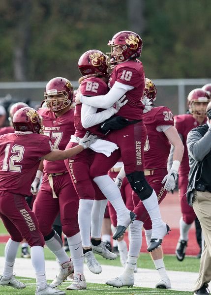 Casey Taylor (@coachtoakridge) on Twitter photo Thank you Willamette Football for coming by Oak Ridge this am and watching our guys prep for testing on Monday. We appreciate it! <a href="/ORHS_Football/">OR Trojan Football</a> <a href="/TROJANPRIDE80/">TROJAN PRIDE</a> <a href="/OR_JrTrojans/">Oak Ridge Jr. Trojans</a> Thank you Willamette Football for coming by Oak Ridge this am and watching our guys prep for testing on Monday. We appreciate it! <a href="/ORHS_Football/">OR Trojan Football</a> <a href="/TROJANPRIDE80/">TROJAN PRIDE</a> <a href="/OR_JrTrojans/">Oak Ridge Jr. Trojans</a>