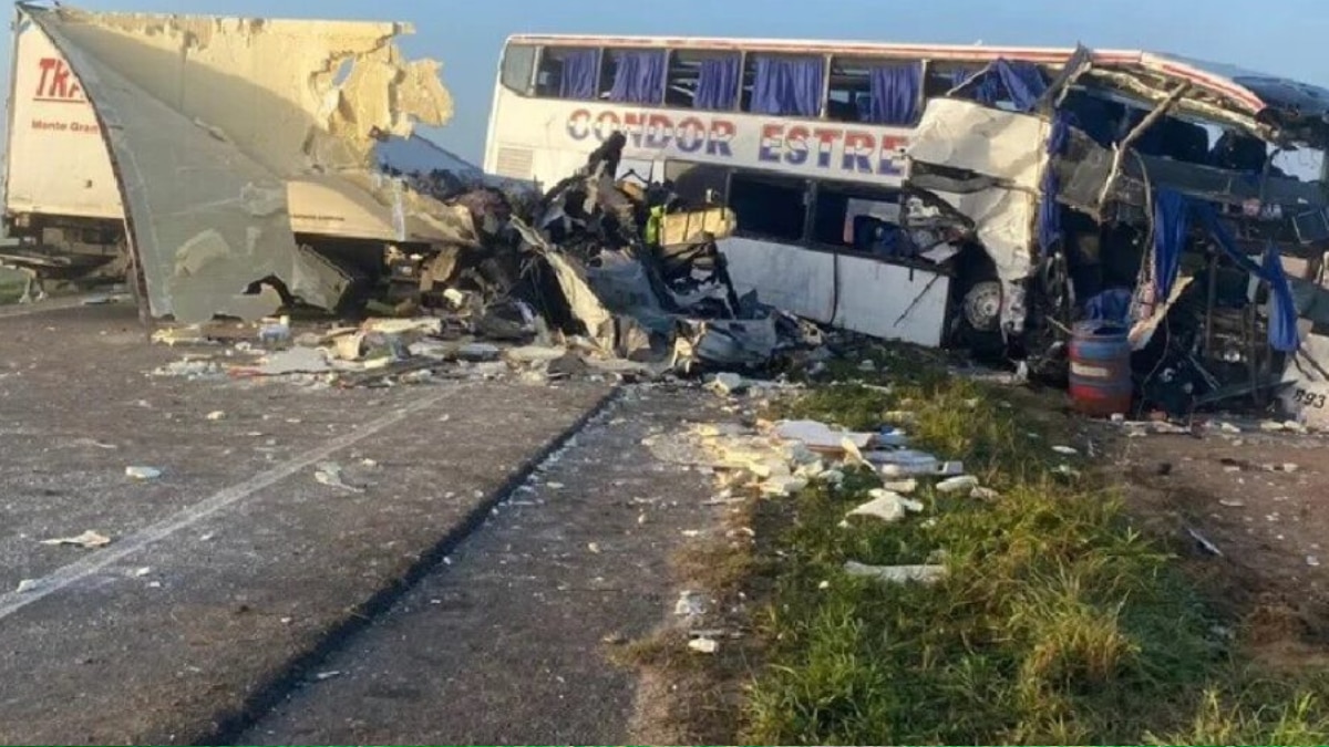 Las rutas de la provincia no pueden esperar. La tragedia de San Miguel de Monte (Ruta 3) demuestra que la ausencia de obra pública lo único que trae son tragedias y pérdidas de vidas. 

Presenté un Proyecto de Declaración para que el Gobierno Provincial arbitre las medidas