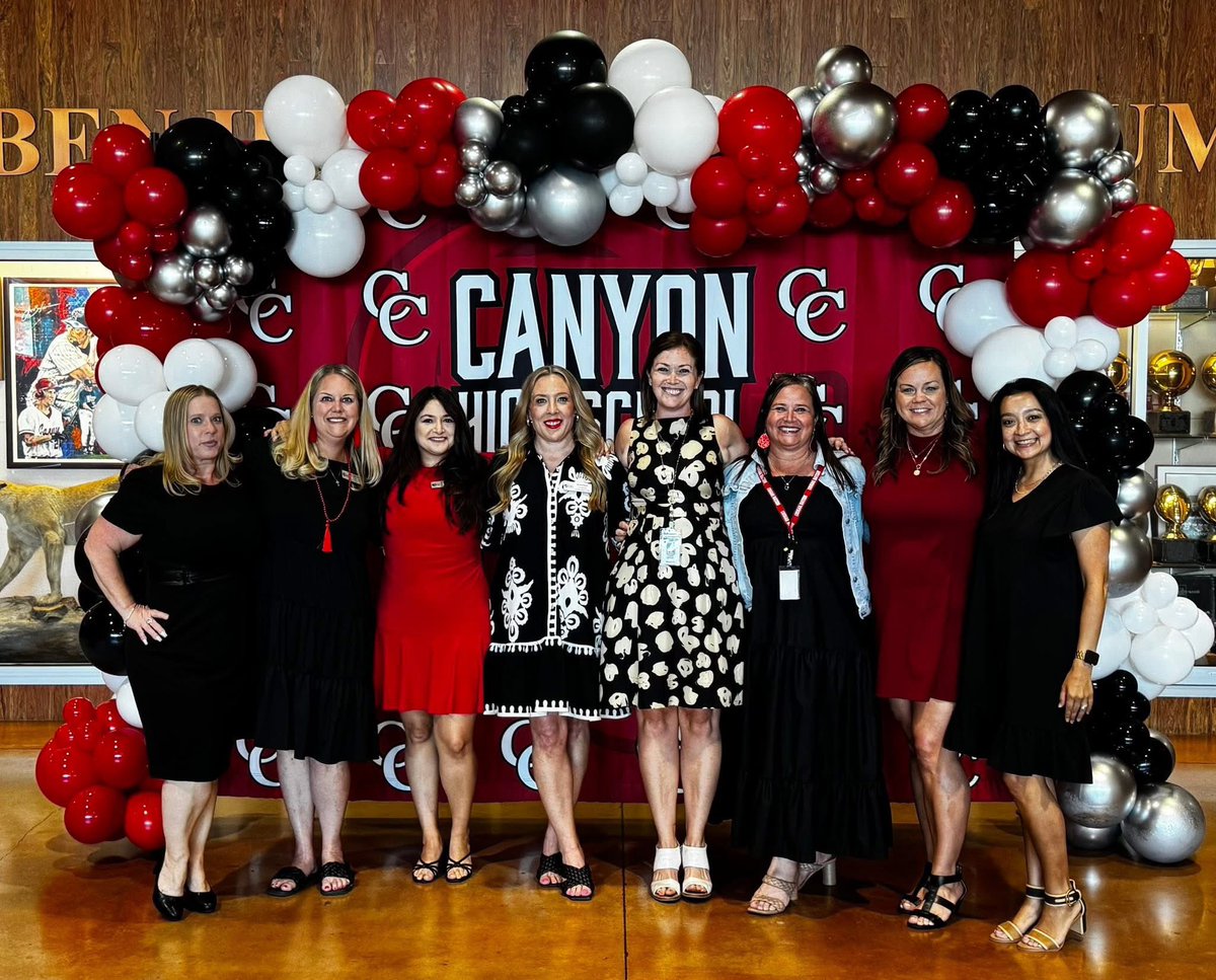 canyonhscougars's tweet photo. It has been a fantastic week of award ceremonies to celebrate our students for their academic success! We are so proud of all of the amazing cougars who have been honored at the Senior and Underclassman Awards this week- GO COOGS! ❤️ @DavissonDustin @MrsKaraJenkins @MrsWoodrom https://t.co/T5R9mx7FI4