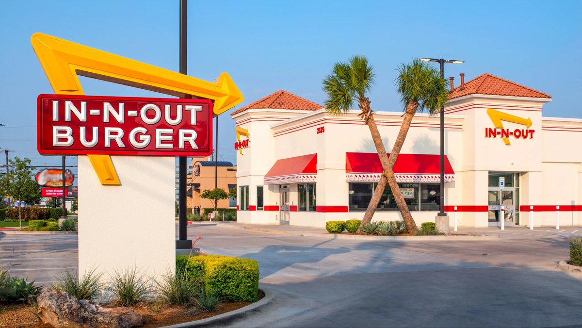 🚨New: In-N-Out is removing artificial coloring from its pink lemonade, strawberry syrup, and its ketchup that contains high-fructose corn syrup