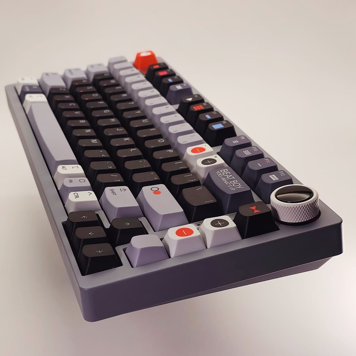 Inspired by drum machines. ⁠
Made for creators🎹😎

🛒: keytok.com/collections/ke…