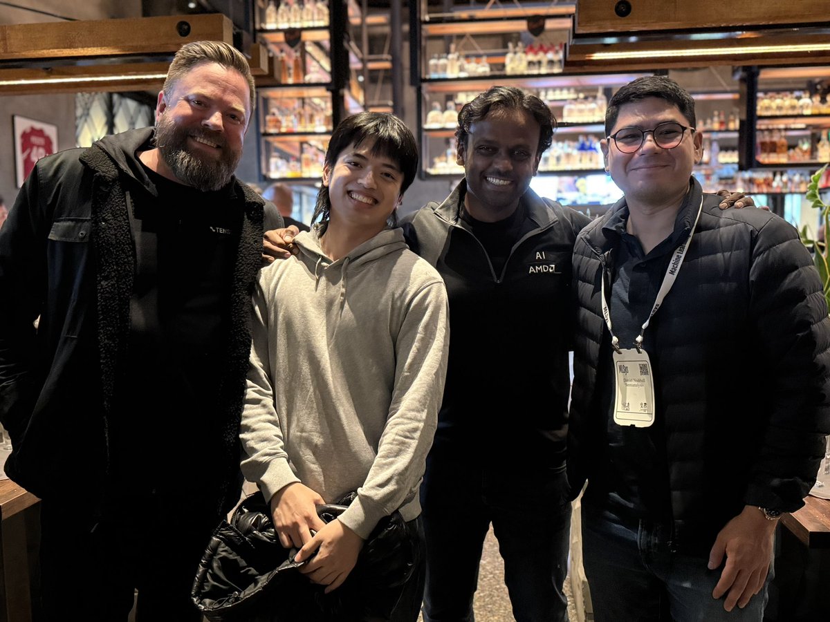 jtatarchuk's tweet image. Had a great time at the @SemiAnalysis_ meetup during MLsys. 🤖