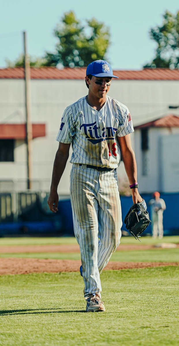 210 Prep Sports (@210prepsports) on Twitter photo Baseball: Feature on <a href="/SMTitansBB/">SMTitansBaseball</a> senior <a href="/Tbilvado1/">TomasBilvado</a>, who is 11-0 with a 1.00 ERA, & he’s the Titans’ second leading hitter. 210prepsports.com/2025/05/15/tom… Baseball: Feature on <a href="/SMTitansBB/">SMTitansBaseball</a> senior <a href="/Tbilvado1/">TomasBilvado</a>, who is 11-0 with a 1.00 ERA, & he’s the Titans’ second leading hitter. 210prepsports.com/2025/05/15/tom…