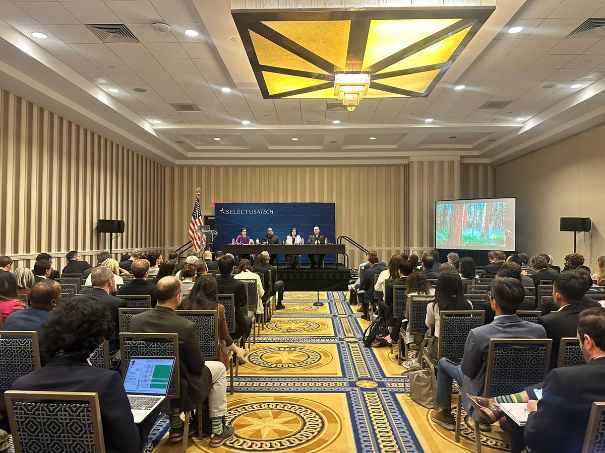 Dr. Kaouthar Lbiati (@kaoutharlbiati) on Twitter photo #SelectUSASummit 2025 | A breathtaking Sunset ๐
<a href="/GaylordNational/">Gaylord National</a> Maryland + pictures from #biotech #Healthtech session with a Fabulous & highly engaged audience (>100) + ๐ฅdistinguished Panelists <a href="/matigill/">Mati Gill</a> <a href="/RyanRamkhelawan/">Ryan Ramkhelawan</a> and <a href="/kaoutharlbiati/">Dr. Kaouthar Lbiati</a> | Thanks 4 a terrific discussion ๐คฉ #SelectUSASummit 2025 | A breathtaking Sunset ๐
<a href="/GaylordNational/">Gaylord National</a> Maryland + pictures from #biotech #Healthtech session with a Fabulous & highly engaged audience (>100) + ๐ฅdistinguished Panelists <a href="/matigill/">Mati Gill</a> <a href="/RyanRamkhelawan/">Ryan Ramkhelawan</a> and <a href="/kaoutharlbiati/">Dr. Kaouthar Lbiati</a> | Thanks 4 a terrific discussion ๐คฉ