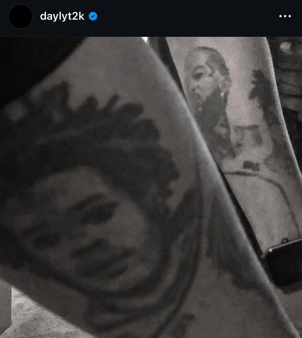 Gq9Oy4DacAA0S4E.jpg:large