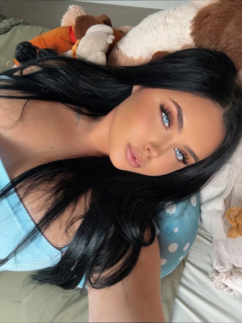 godesstialee's tweet photo. Send me your whole pay right now 
#explore #paypig #piggy #findom #payment #explorepage #piggysfindme https://t.co/kBYIJJ1Cqk