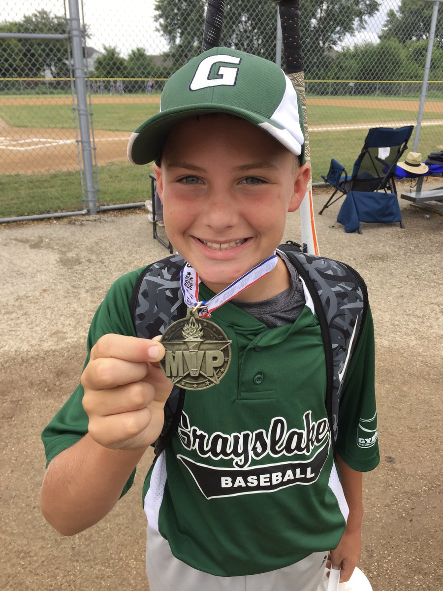 Our next senior spotlight is pitcher Brady Carlson.  Brady is attending Illinois Wesleyan in the fall majoring in business. As tough a competitor as they come.  Thanks for all you've given the program Brady.