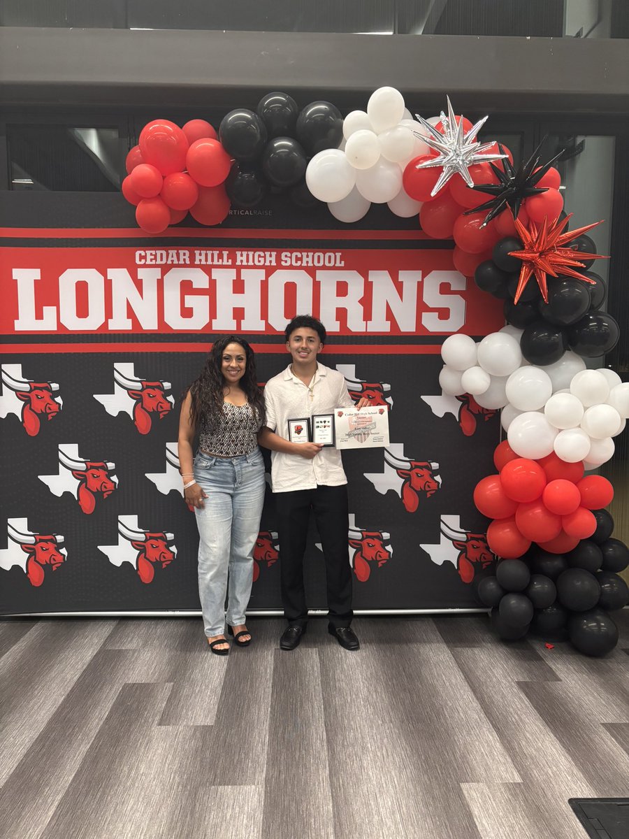 kian_adloo's tweet image. Thankful to be named first team all district and team mvp 🙏🏽#God #Jesus