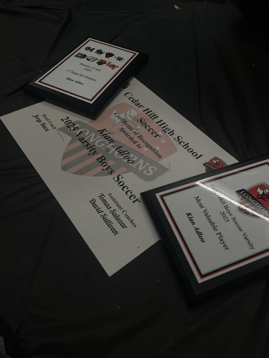 kian_adloo's tweet image. Thankful to be named first team all district and team mvp 🙏🏽#God #Jesus