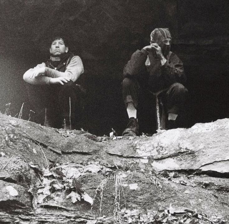strawberrrydun's tweet photo. "i'll take care
of you."
                                                "it's rotten
                                                        work."
"not to me.
not if it's you." https://t.co/lm00unyjHG