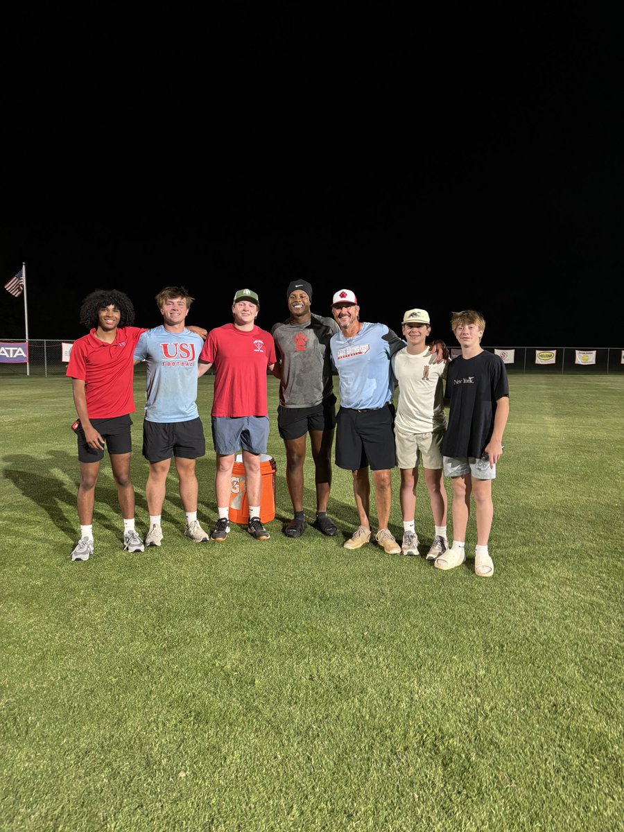 Headed to STATE!!!!! let’s go!!!! <a href="/GCSportsWriter/">Michael Odom</a> <a href="/ChastainAJ/">Austin Chastain | Jackson Sun</a>