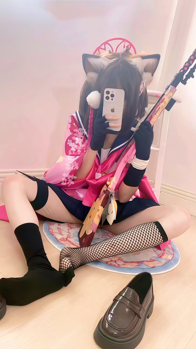 beccakiko's tweet photo. 主公想对忍忍做什么～（趁流量好发发小狐狸）#BlueArchive #IzunaKuda #ブルーアーカイブ #久田イズナ https://t.co/Pb6eXwayPD