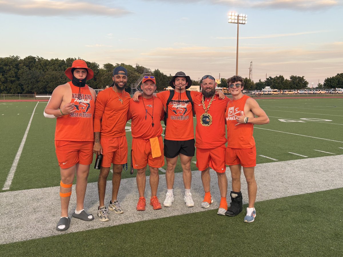 Daniel LeVine (@danlevine07) on Twitter photo Had a great time helping the coaches with the Wakeland Spring Fling. White team with head coach O-Dog won 14-13. Great time and great to see how much of the community came out to support <a href="/WakelandFTball/">Wakeland Wolverine Football</a>! Had a great time helping the coaches with the Wakeland Spring Fling. White team with head coach O-Dog won 14-13. Great time and great to see how much of the community came out to support <a href="/WakelandFTball/">Wakeland Wolverine Football</a>!