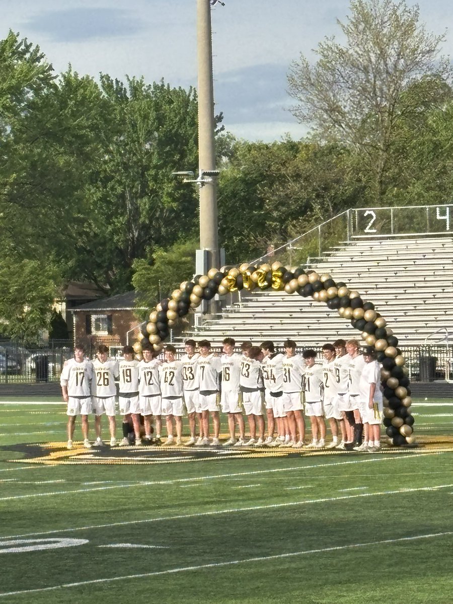 Congrats to boys lax seniors on a big win 16-1 on senior night!!🔥🔥