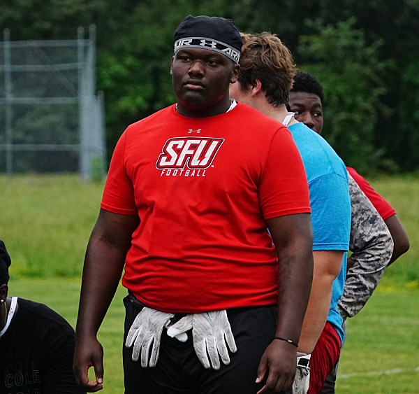 Will Vapreps Garlick (@willvapreps) on Twitter photo Lake Taylor linerman Ziyon Knight (6-foot-0, 297) will be featured in the VUU Prospect Watch article on Virginiapreps <a href="/_50gocrzy/">Ziyon Knight</a> Lake Taylor linerman Ziyon Knight (6-foot-0, 297) will be featured in the VUU Prospect Watch article on Virginiapreps <a href="/_50gocrzy/">Ziyon Knight</a>