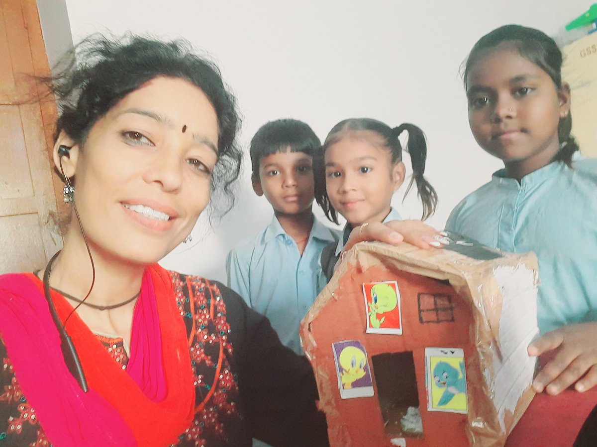 rightiousg's tweet photo. @rajeduofficial @EduMinOfIndia @ncert @RajGovOfficial @RajCMO Techno friendly के साथ-साथ ethical emotional intelligence पर भी activity based learnings practice की जा रहीं हैं. 
इसी क्रम में 1.#project nest fr birds habitate
2.project चुग्गा दाना @mggs kishnawato ki kheri suwana ,bhilwara 
With ✨️tr.Sarika https://t.co/PzzAaJtaiC