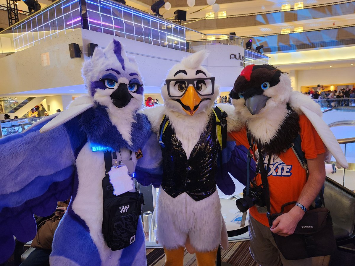 One of my best cons yet! And I wanna thank all the friends who made it awesome! Until next time! #FWA2025