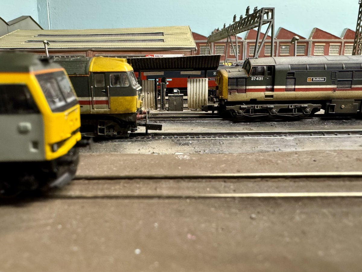 Daryl Dixon (@daryldixon716) on Twitter photo #TMRGUK A view across the refuelling roads. <a href="/mattymidland/">Matt Dawson🐟</a> <a href="/NSE_Latchmere/">Network Southeast Latchmere ❤️🤍💙</a> <a href="/BrianNe08342467/">Brian Newton</a> <a href="/WayDunwoodyTMD/">DWELS</a> <a href="/GwinearLane/">Gwinear Lane</a> <a href="/ShedlyYard/">Shedly Yard 🚆</a> <a href="/Invermuir/">Invermuir#TMRGUK</a> #TMRGUK A view across the refuelling roads. <a href="/mattymidland/">Matt Dawson🐟</a> <a href="/NSE_Latchmere/">Network Southeast Latchmere ❤️🤍💙</a> <a href="/BrianNe08342467/">Brian Newton</a> <a href="/WayDunwoodyTMD/">DWELS</a> <a href="/GwinearLane/">Gwinear Lane</a> <a href="/ShedlyYard/">Shedly Yard 🚆</a> <a href="/Invermuir/">Invermuir#TMRGUK</a>