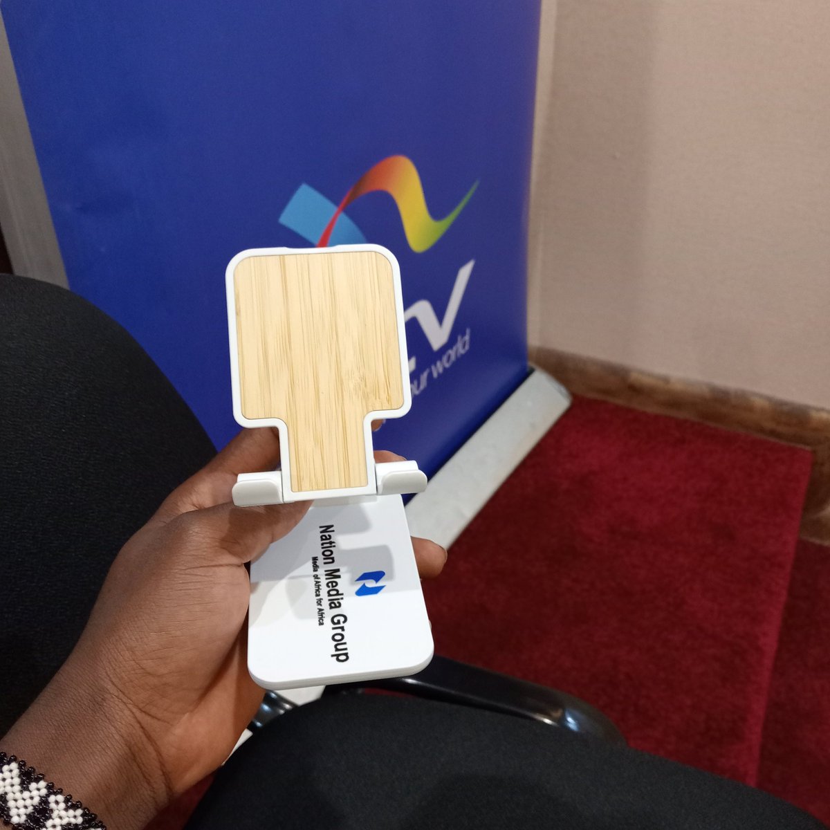 Osumba_ke's tweet image. POV: You didn't qualify for the next round but a win is a win😪
#TheNationHackathon
#TechForMedia
@NationMediaGrp @ntvkenya