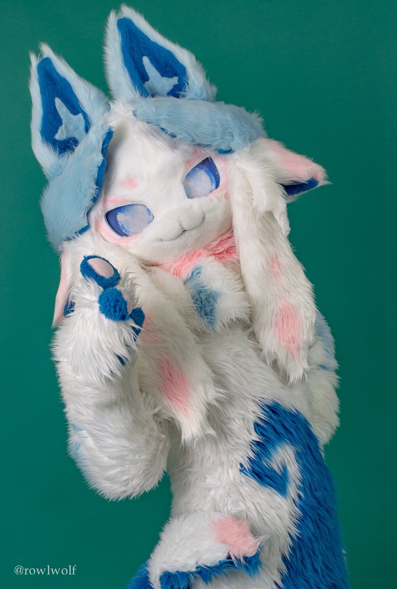 #FursuitEveryday
거기 당신! 시간 있으신가요?