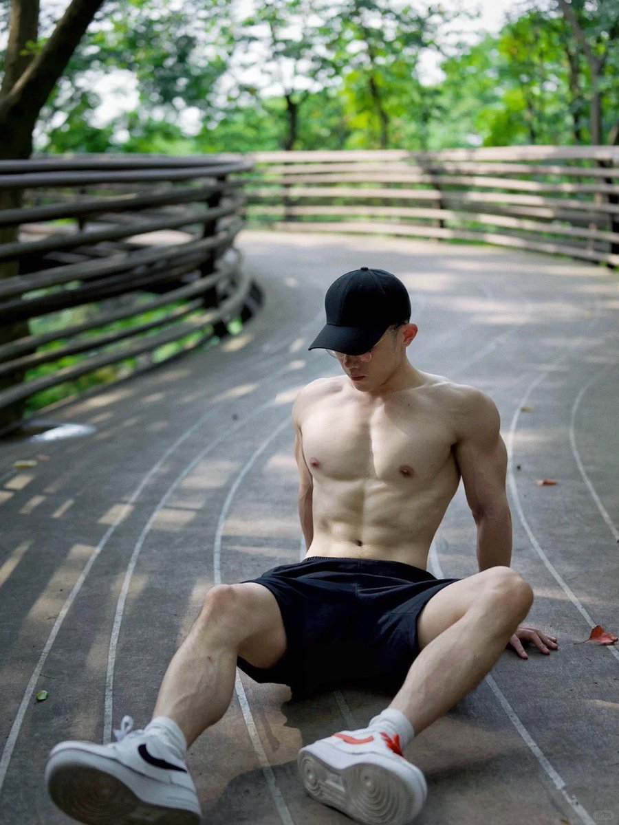 沒人了吧... 誰要挑戰我家？   
舉手🙋‍♂️按 ❤