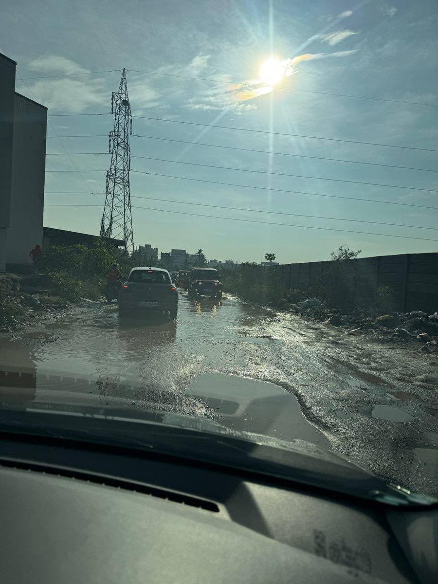 BalagereConnect's tweet image. Guess where ? @BBMPCOMM @DKShivakumar #BrandBengaluru #IThub @MALimbavali any comments from your end ?
