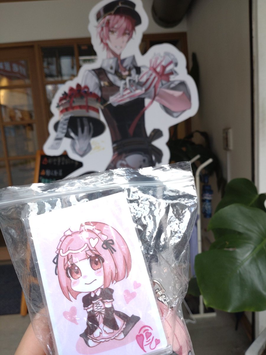 還沒開門，來當第一個到場的怪顧客，只要我還沒進去，就不會被趕出來
#Minami消波合作