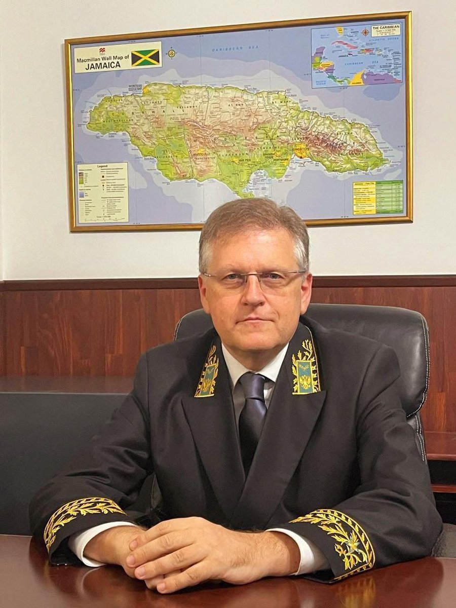 RussiaJamaica's tweet image. 📰 Article by Russian Ambassador in Jamaica Sergey Petrovich Commemorating 80th anniversary of the victory over Nazism: A legacy of courage and contemporary lessons in @JamaicaGleaner (May 11, 2025)
📖 Read in full: jamaica-gleaner.com/article/focus/…
Key points:
• On May 9, we…