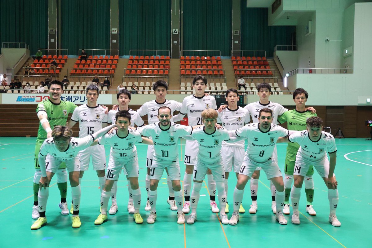 ⚽️スペシャルトレーニングマッチ結果⚽️

5月15日(木)サイクルショップコダマ大洲アリーナにて、スペシャルトレーニングマッチ　バサジィ大分戦が開催されました。

■試合結果

名古屋オーシャンズ 　6-3 　バサジィ大分

得点者：中島、水谷、清水、アンドレシート×2、羽生