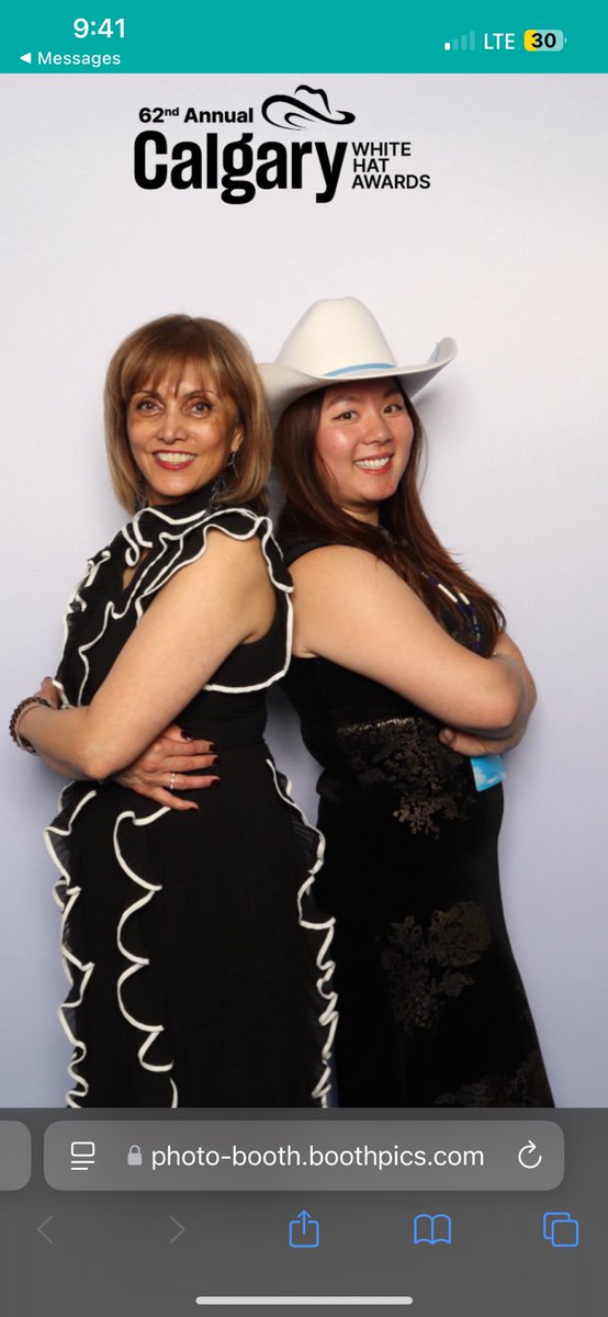 Omgggghh I won!!!!!!!!!!!! Also look how cool <a href="/JyotiGondek/">Jyoti Gondek</a> and I look!!!