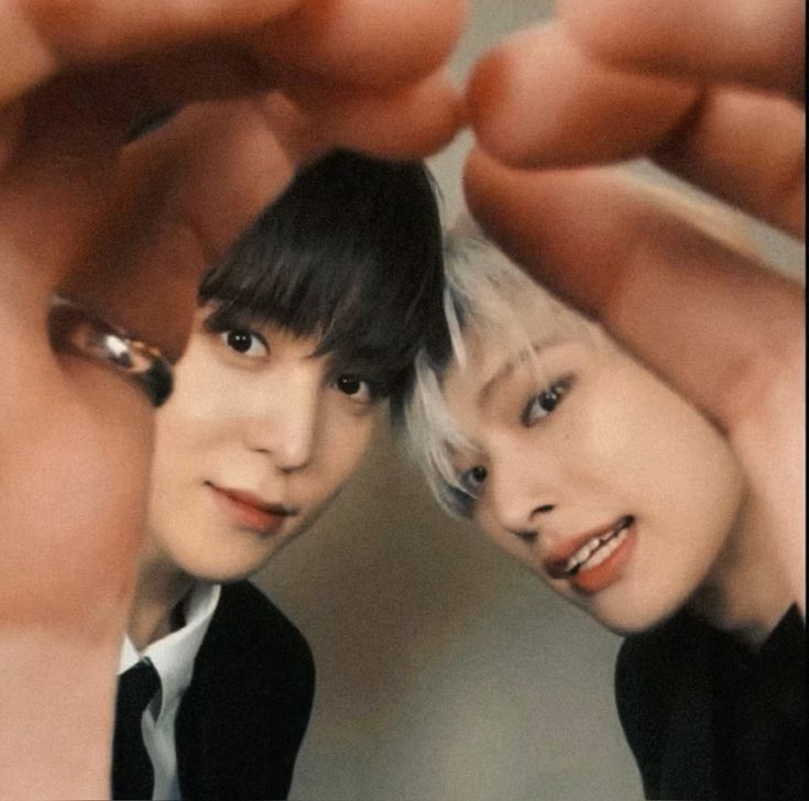 Sejak dipanggil "mas", manusia ini rizz nya makin makin makin makin makin 📈📈📈📈📈📈📈📈📈📈