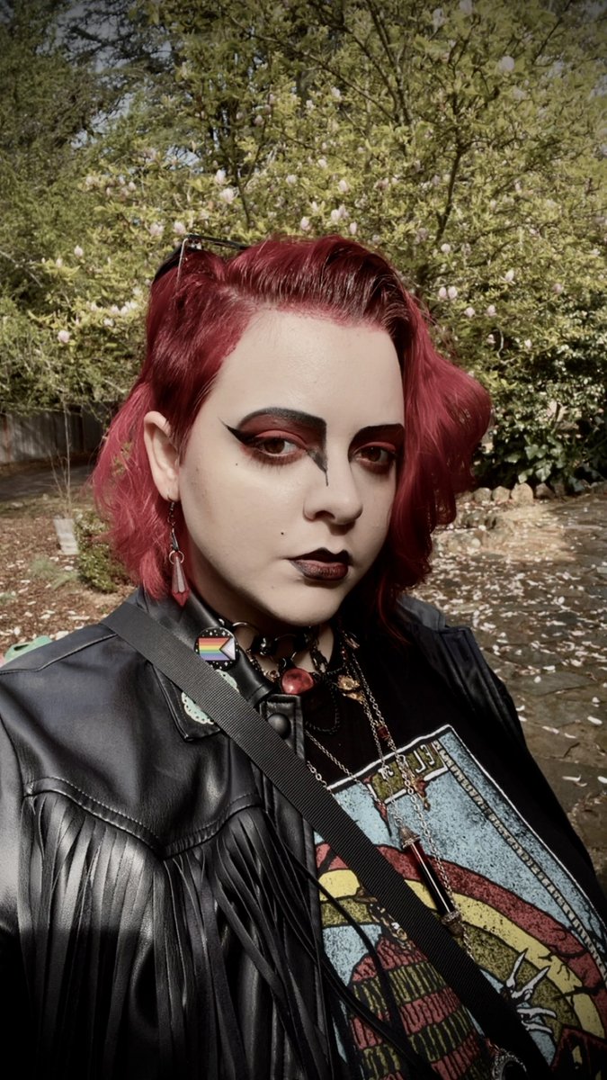 Elliot🦇🕸️ tweet media