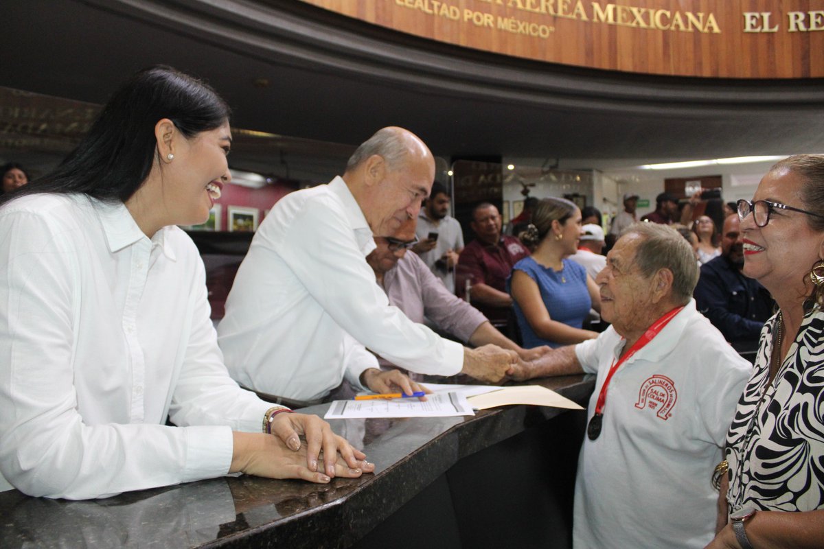🙋🏻‍♀️ En Sesión #Congreso del Estado de #Colima 
✔️ #reconocimiento a la Sociedad Cooperativa de #salineros de Colima SCL 🌊🧂
✔️ Resultados del Premio Estatal de #psicología  2025 🏆🏅
✔️ Aprobación de estímulos fiscales para constribuyentes del #agua  en #Manzanillo 💧🚰