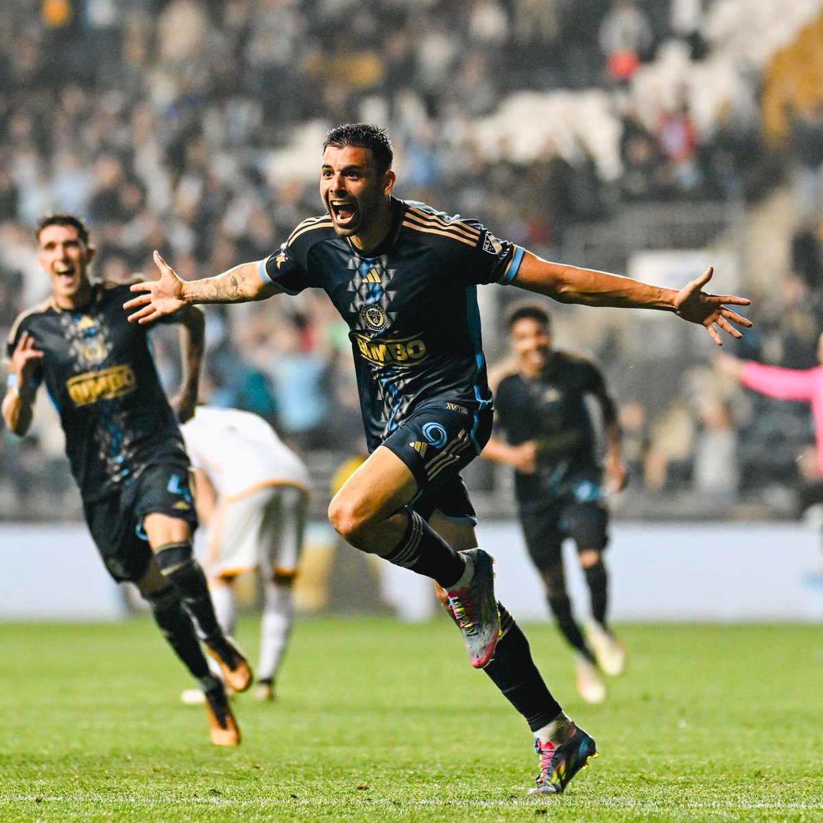 VICTORY THURSDAYYYYY

#DOOP