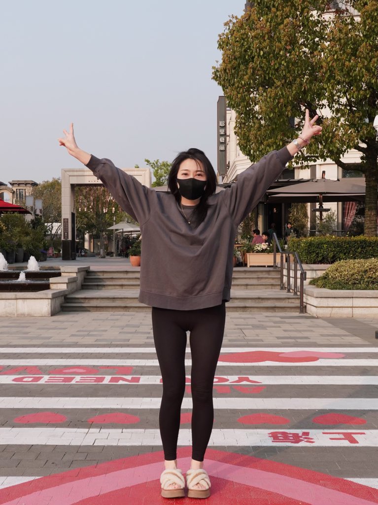 117jun_jun's tweet image. ✌️✌️