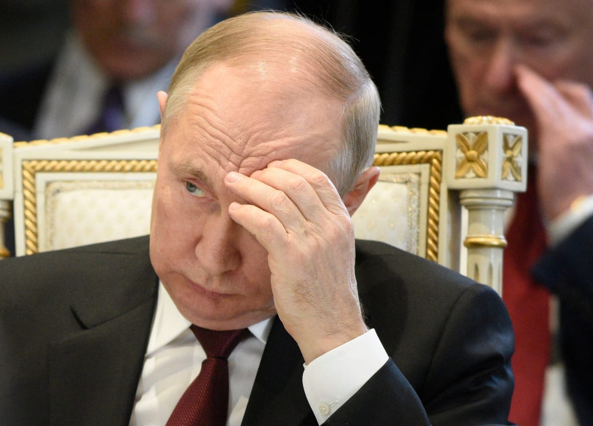#Putins Plan ging nicht auf,
Die #USA unterstützt weiterhin die 🇺🇦 mit 
#Waffenlieferungen 

Die #Russische Armee wird täglich schwächer 
#Pokrowsk ist seit 3 Jahren immer noch nicht eingenommen,das Gegenteil ist der Fall ,die 
#Ukrainer drängen die 🇷🇺
Zurück!