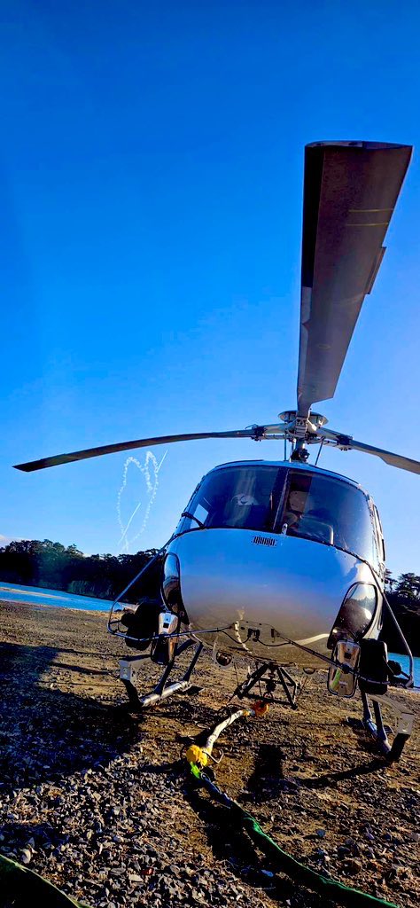小出町ヘリコプター遊覧の機体を発表します！！ AS350B3 JA6573 物資