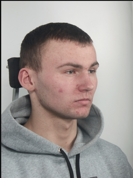 PILNE ❗️Policja poszukuje 18-letniego obywatela Ukrainy Sai Roman, który na początku marca w Płocku zgw&amp; łcił młodą dziewczynę. 

Policja zatrzymała sprawcę, ale sąd nie zgodził się na areszt tymczasowy. Ukrainiec rozpłynął się w powietrzu, dopiero teraz sąd zgodził się na