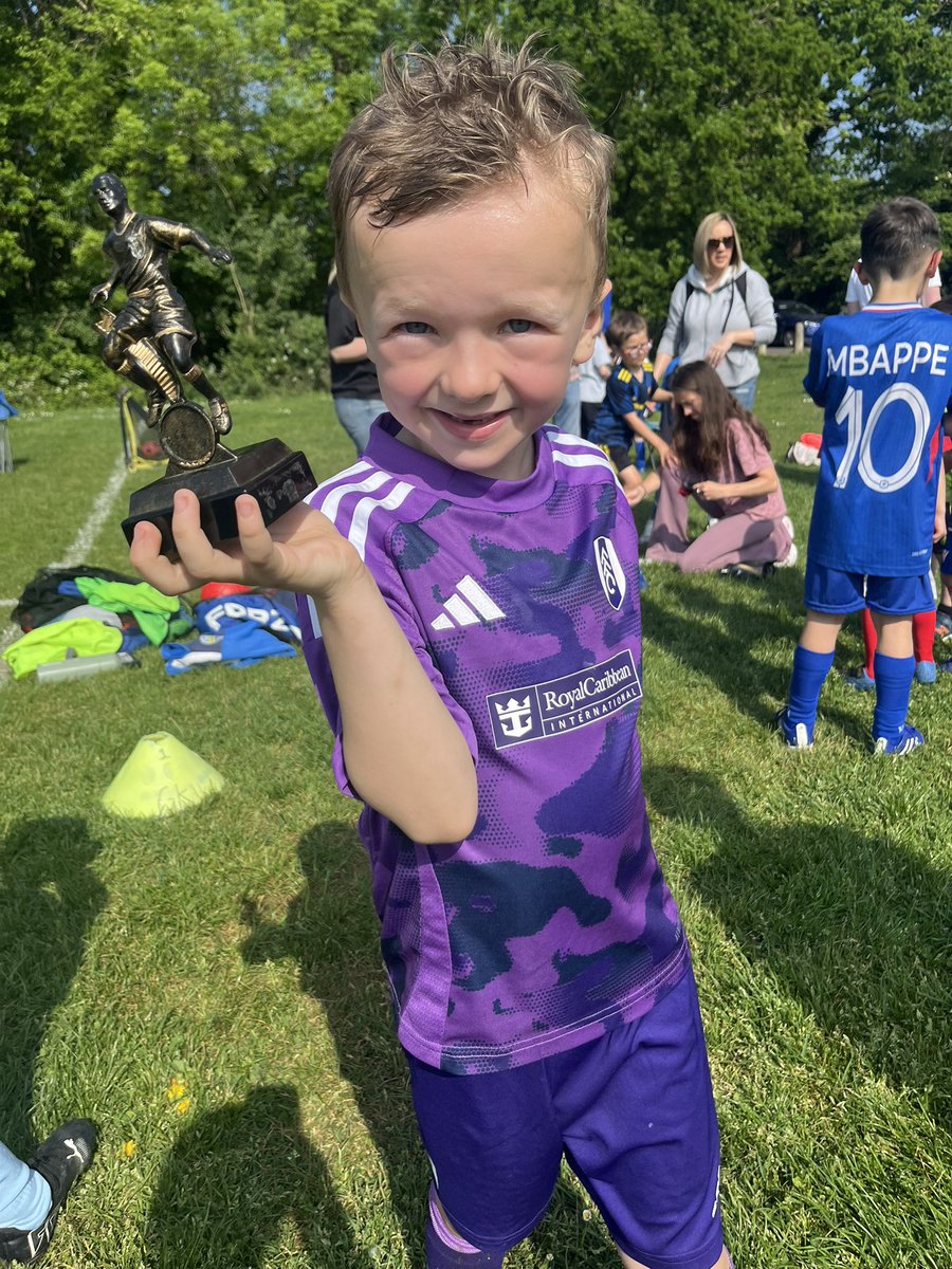 Heather Martin-Dye (@heathermartind2) on Twitter photo POTM today with a <a href="/JoeSbarra1/">Joe Sbarra</a> knee slide goal celebration 🎉 The only success this kit is allowed today #UTV POTM today with a <a href="/JoeSbarra1/">Joe Sbarra</a> knee slide goal celebration 🎉 The only success this kit is allowed today #UTV