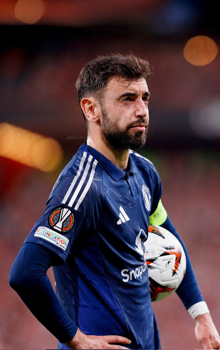 Bro fuck your favorite midfielder, this is the goat midfielder right now